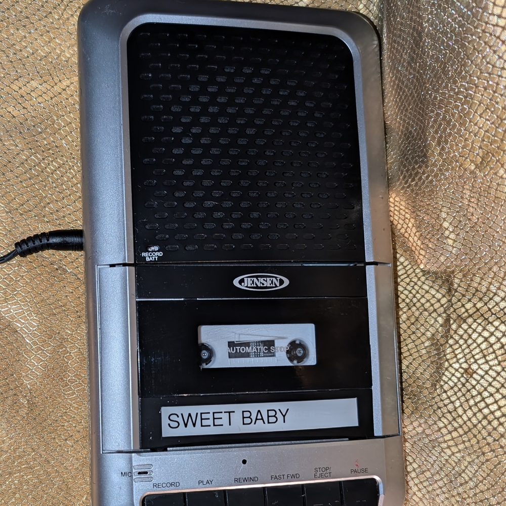 Jensen Black and Silver Cassette Player